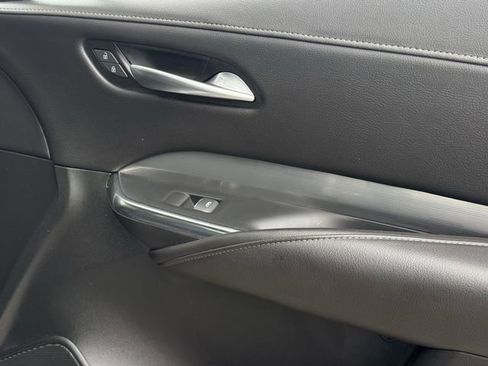 Used 2024 Cadillac XT4 Premium Luxury FWD image 26