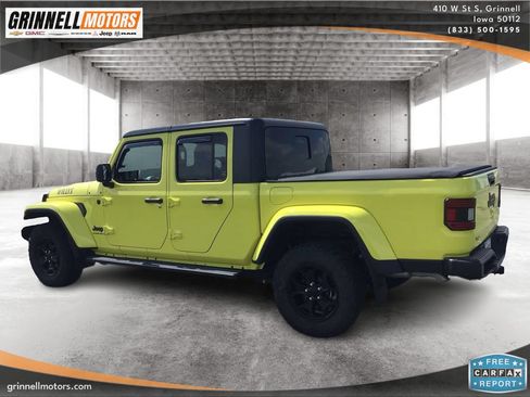 Used 2023 Jeep Gladiator Sport AWD/4WD image 7