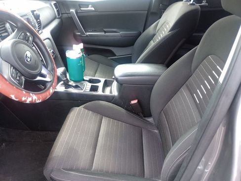 Used 2017 Kia Sportage LX w/ LX Popular Package image 12