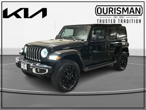 Used 2023 Jeep Wrangler Unlimited Sahara w/ Cold Weather Group image 2