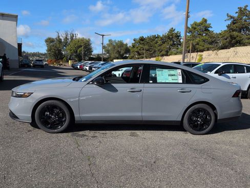 New 2025 Honda Accord SE image 2