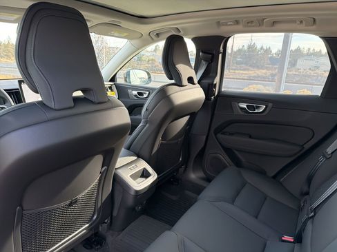 New 2026 Volvo XC60 B5 Plus w/ Protection Package Premier image 19