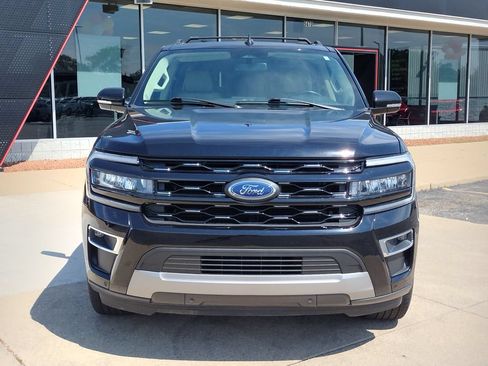 Used 2024 Ford Expedition Limited AWD/4WD image 14
