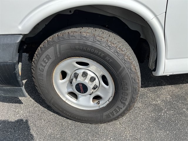Used 2023 GMC Savana 2500 RWD image 13