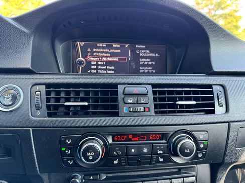 Used 2010 BMW M3 Convertible 2D image 17