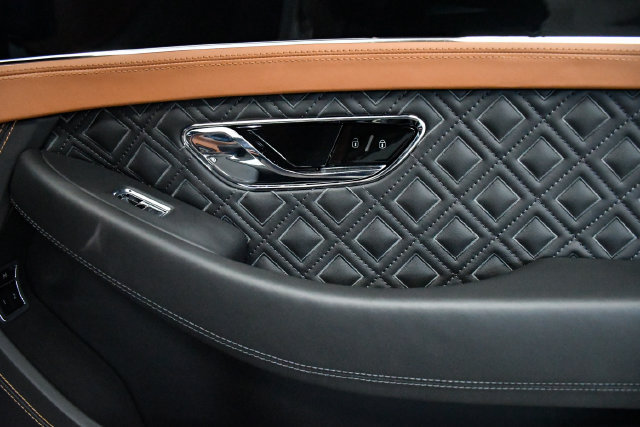 Used 2021 Bentley Continental GT Mulliner AWD/4WD image 26