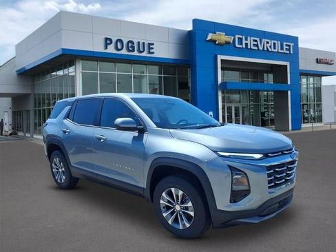 New 2026 Chevrolet Equinox LT FWD image 1