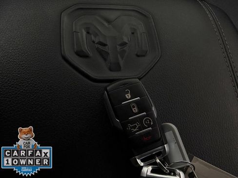 Used 2024 RAM 1500 Laramie AWD/4WD image 28