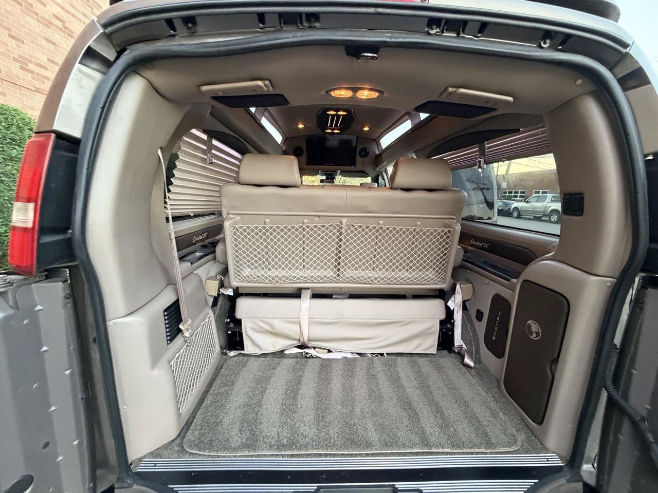 Used 2019 GMC Savana 2500 w/ Enhanced Convenience Package RWD image 51
