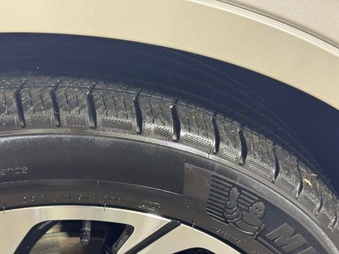 New 2026 Lincoln Nautilus Reserve image 9