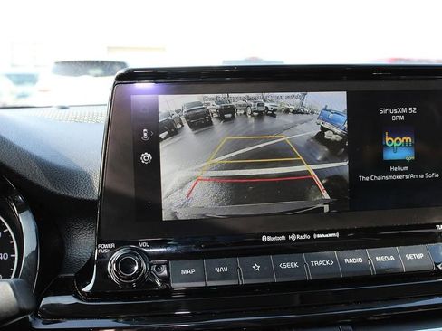 Used 2023 Kia Seltos EX image 25