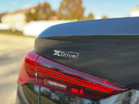 Used 2025 BMW 440i xDrive Convertible w/ Premium Package image 16