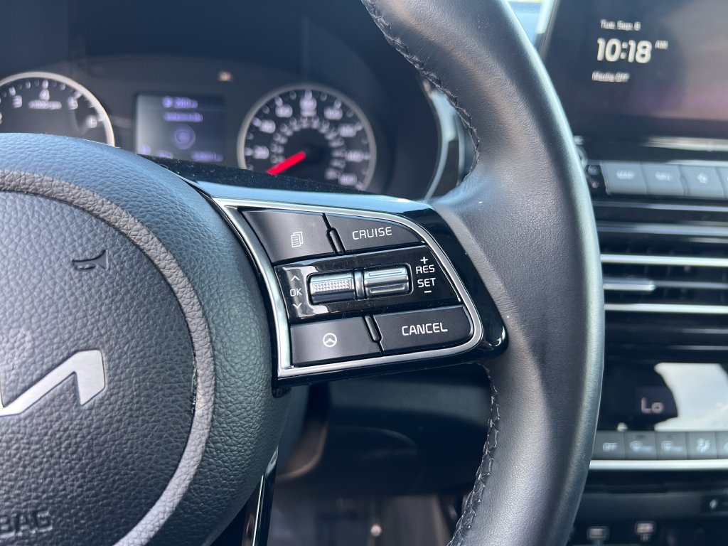 Certified 2023 Kia Seltos EX AWD/4WD image 17