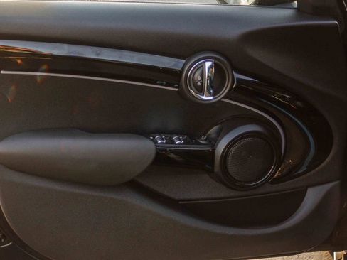 Used 2024 MINI Cooper S image 25