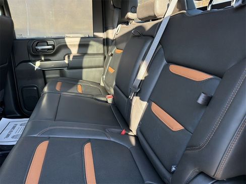 Used 2022 GMC Sierra 2500 AT4 w/ Gooseneck/5TH Wheel Package image 14