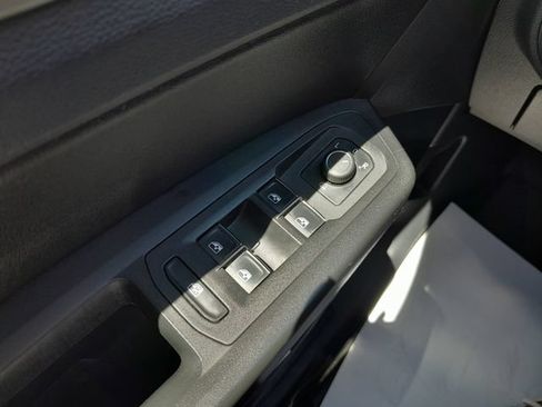 Used 2018 Volkswagen Atlas SE AWD/4WD image 34