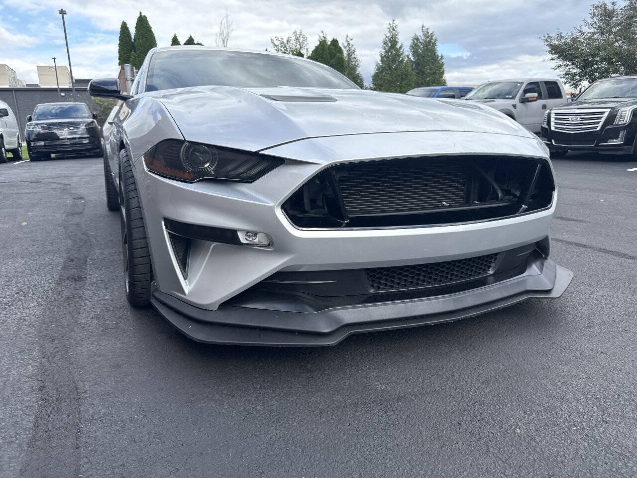 Used 2019 Ford Mustang GT Premium w/ Performance Package - Level 2 RWD image 7
