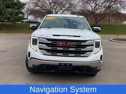Used 2024 GMC Sierra 1500 SLE image 3
