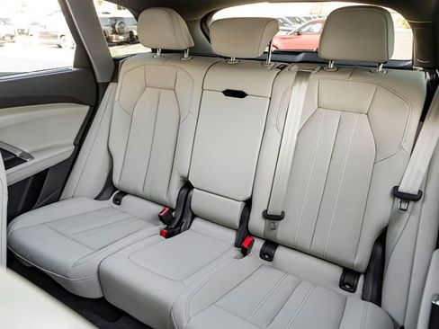 New 2026 Audi Q5 Prestige AWD/4WD image 24