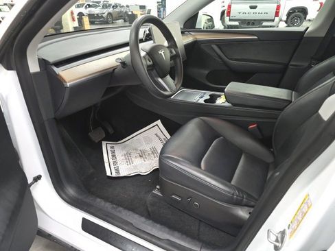 Used 2023 Tesla Model Y Long Range image 12