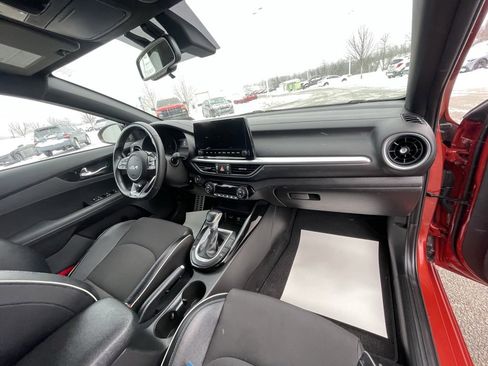 Certified 2023 Kia Forte GT-Line image 10