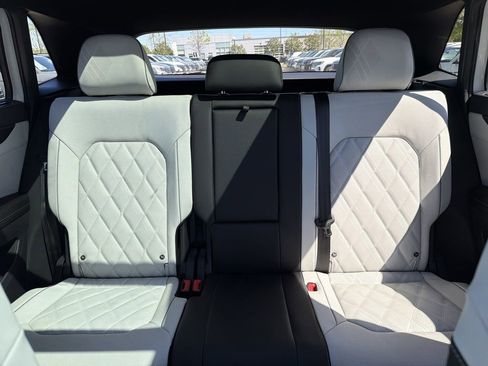 New 2026 Volkswagen Atlas Cross Sport SEL Premium R-Line AWD/4WD image 29