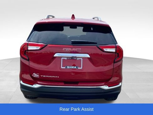 Certified 2023 GMC Terrain SLT w/ LPO, Floor Liner Package FWD image 5
