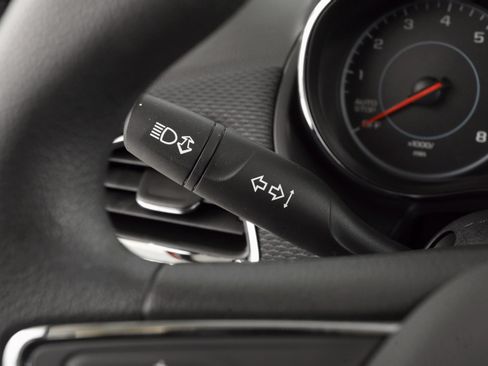 Used 2018 Chevrolet Cruze LT image 26