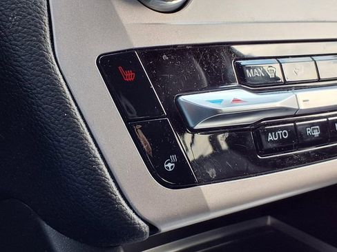 Certified 2023 Ford Explorer XLT w/ Equipment Group 202A image 5