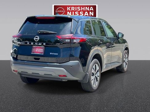 Used 2023 Nissan Rogue SV AWD/4WD image 7