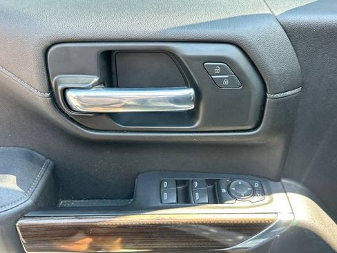 Used 2021 Chevrolet Silverado 1500 LT AWD/4WD image 10