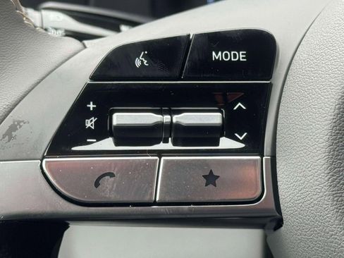 New 2026 Hyundai Elantra Sport FWD image 19