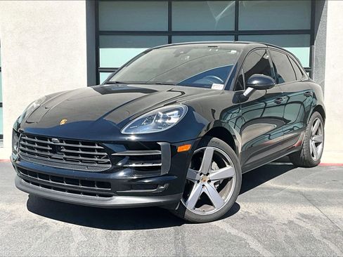 Certified 2021 Porsche Macan S AWD/4WD image 1