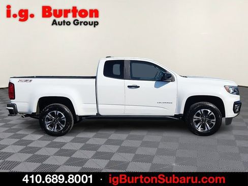 Used 2021 Chevrolet Colorado Z71 AWD/4WD image 7