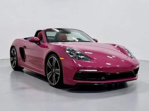 Used 2025 Porsche 718 Boxster RWD image 10