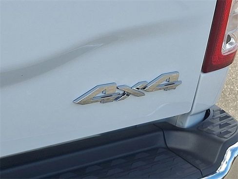 Used 2023 RAM 3500 Tradesman w/ Chrome Appearance Group image 33