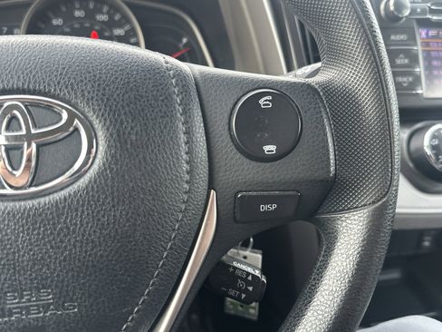 Used 2013 Toyota RAV4 LE image 21