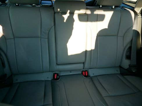 Certified 2025 Subaru Outback Limited image 13