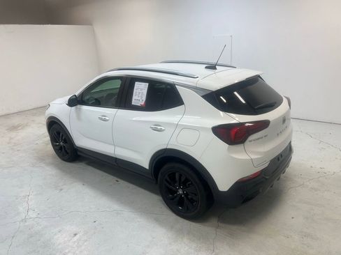 Used 2024 Buick Encore GX Sport Touring image 4