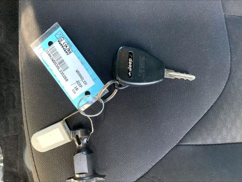 Used 2016 Jeep Wrangler Unlimited Sport w/ Quick Order Package 24S AWD/4WD image 15