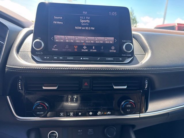 Used 2022 Nissan Rogue SV FWD image 21