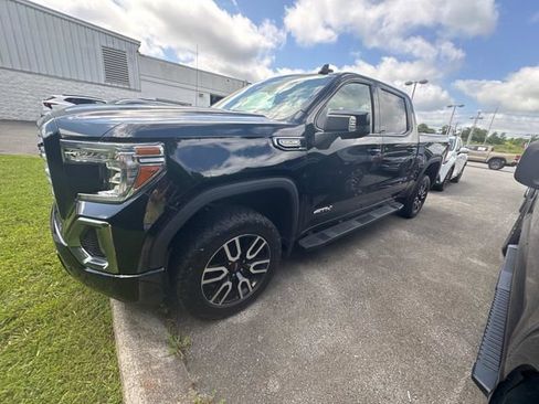 Used 2020 GMC Sierra 1500 AT4 w/ AT4 Premium Package AWD/4WD image 8