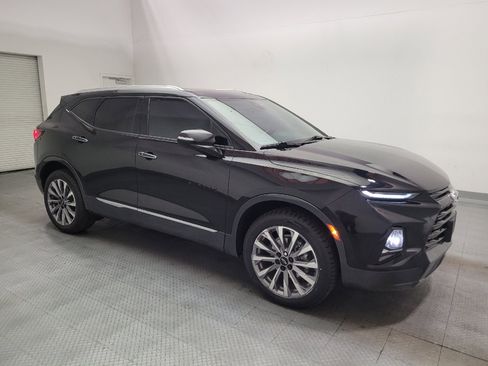 Used 2022 Chevrolet Blazer Premier w/ LPO, Black Grille Bar Package FWD image 11