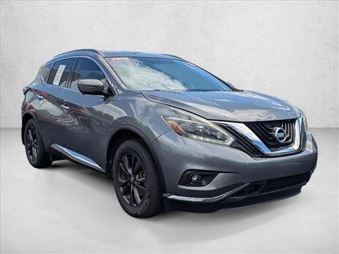 Used 2018 Nissan Murano SV w/ Premium Package FWD image 3