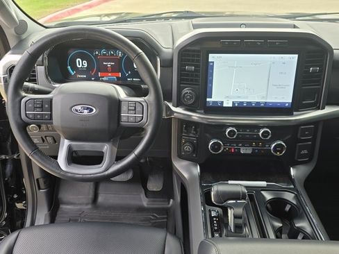 Used 2023 Ford F150 Lariat w/ Trailer Tow Package image 23