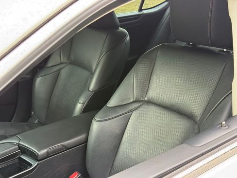 Used 2019 Lexus ES 350 w/ Premium Package FWD image 17
