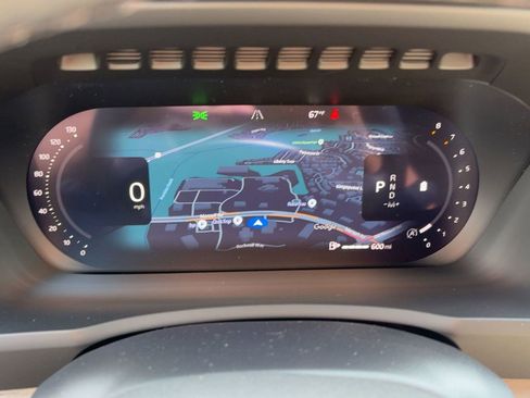 New 2026 Volvo XC90 B6 Plus w/ Protection Package Premier image 16