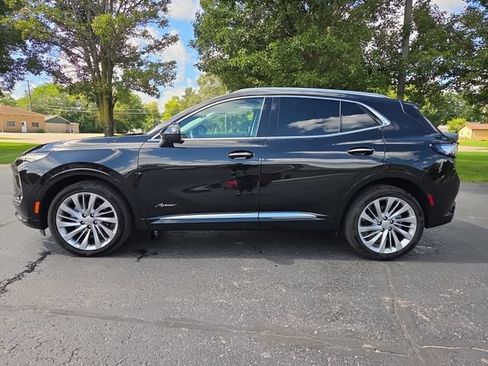 Used 2024 Buick Envision Avenir AWD/4WD image 3