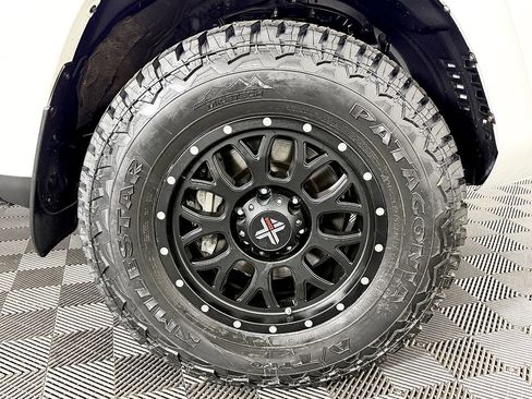 Used 2021 Toyota 4Runner SR5 Premium image 49