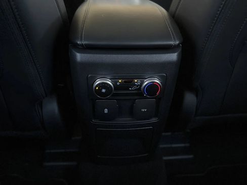 Used 2024 Ford Explorer XLT w/ Equipment Group 202A AWD/4WD image 42